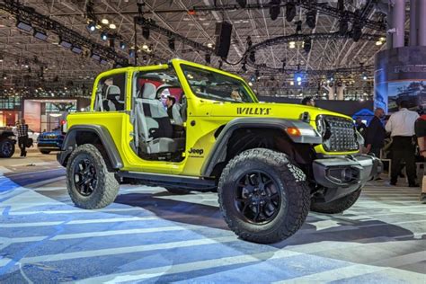 2024 Jeep Wrangler Gets Big Upgrades: Full Floating Axle, Power Seats ...