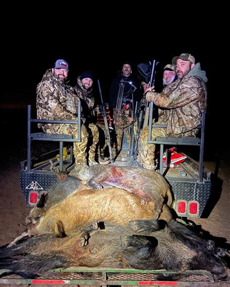 Texas Hog Hunt Photos - Best Texas Hunting Ranch and Lodging