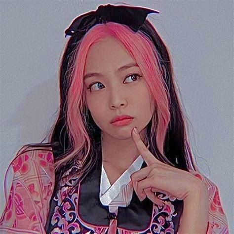 Retro Jennie in 2021 | Jennie indie kid, Jennie indie, Kpop idols pink ...