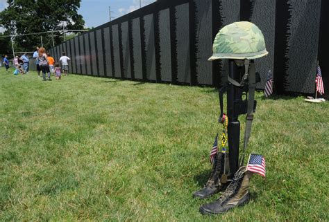 Don Campbell Photography | Traveling Vietnam War Memorial Wall