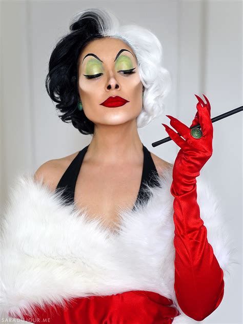 Cruella de Vil Cosplay + Makeup Transformation | Halloween hair ...