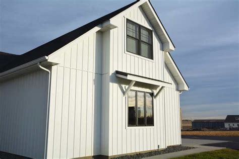 5 Rustic Board and Batten Siding Colors For Your Home - Tru Log Siding