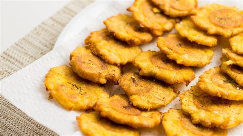 Fried Plantain Banana Recipe - Chichilicious.com