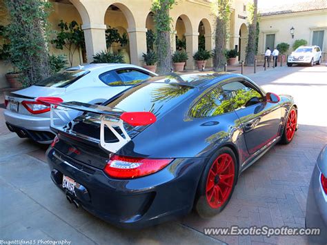 Porsche 911 GT3 spotted in Newport Beach, California on 01/17/2014