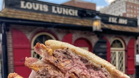 What It Was Like To Eat At One Of The First Burger Joints In America