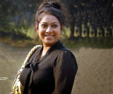 Hit BD: Bangladeshi Film Actress Shabnur biography and Photo Collection