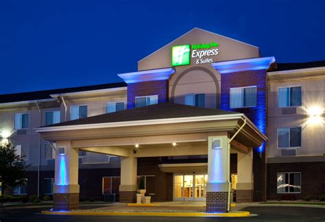 Holiday Inn Express Hotel & Suites- Brookings, SD Hotels- Tourist Class ...