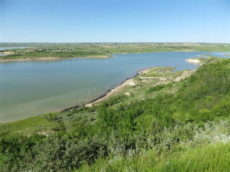 Water searches on Lake Sakakawea challenge divers