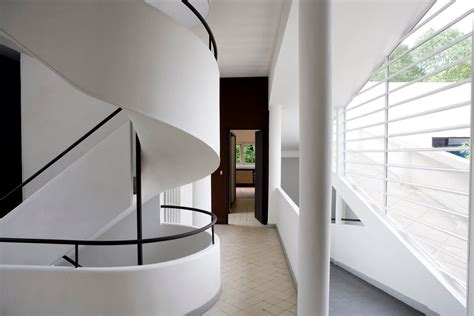 Le Corbusier's Villa Savoye - Poissy, France | Le corbusier, Le ...