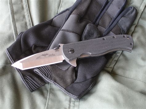 Emerson Knives CQC-7 Flipper Open • Spotter Up