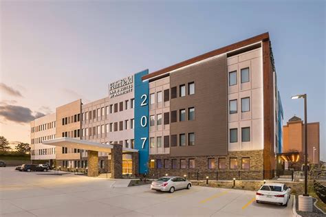 Fairfield Inn & Suites by Marriott Des Moines Downtown Des Moines ...