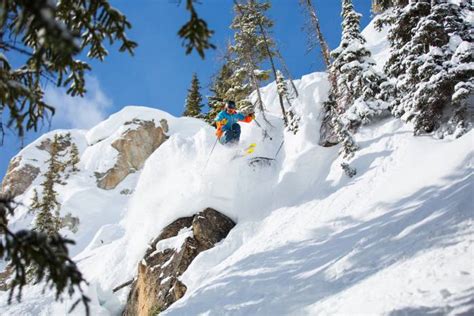 How to Ski the Extremes of Crested Butte Mountain Resort | GearJunkie