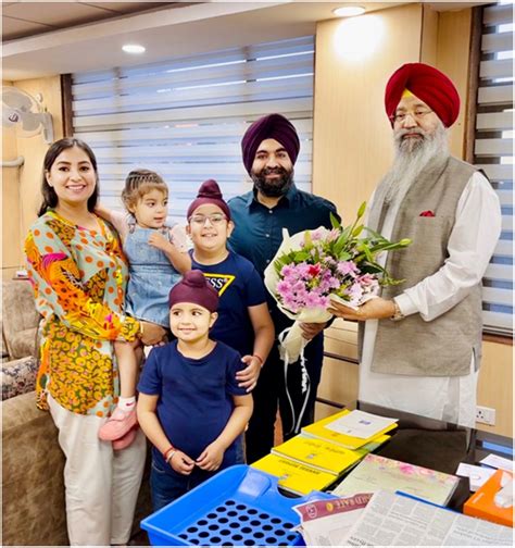 Harkirat Kaur Kukreja meets and applauds chairperson of National ...