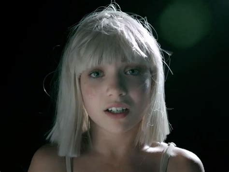 Sia debuts new video 'Big Girls Cry': Child dancer Maddie Ziegler stars ...