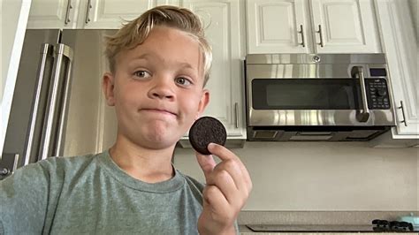 Oreo challenge - YouTube