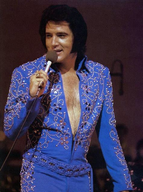 What Was Elvis Presley's Favorite Color - Selarao