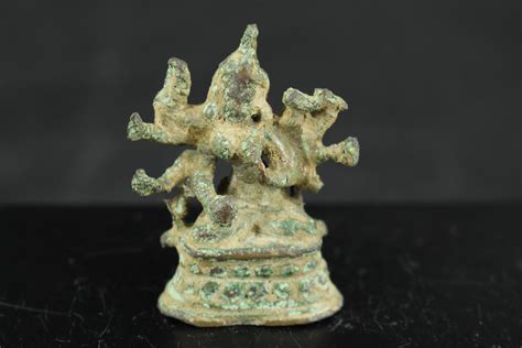 Lot - ANCIENT PALA DYNASTY FIGURAL BRONZE DEITY