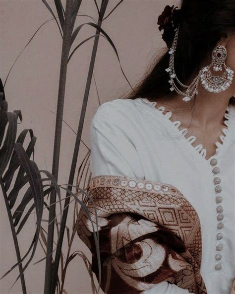 Aesthetic dp | Indian aesthetic, Stylish girl, Indian photoshoot