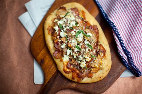 A Fall Pizza Recipe: Apple, Goat Cheese & Bacon | HuffPost