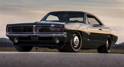 1969 Dodge Charger Defector Is A HEMI-Powered Restomod | Carscoops ...