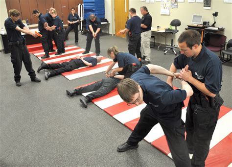 Nicolet offers law enforcement training academy - Star Journal