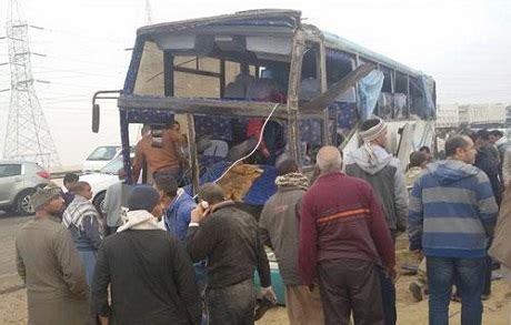 2 dead, 15 injured in Upper Egypt bus crash - Politics - Egypt - Ahram ...