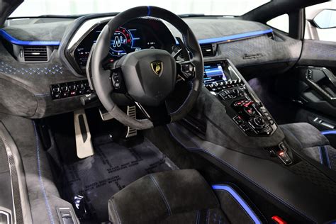 Lamborghini Aventador 2022 Interior