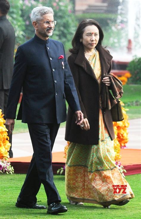 New Delhi : External Affairs Minister S Jaishankar along with wife ...