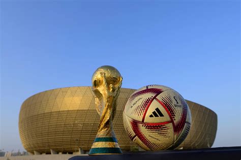 FIFA to drop new Al Hilm match ball for World Cup semis | Daily Sabah