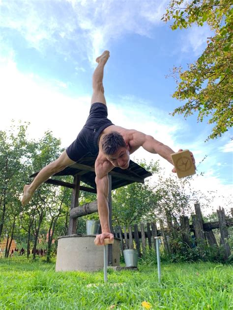 Handstand ideas in 2020 | Calisthenics equipment, Handstand, Calisthenics