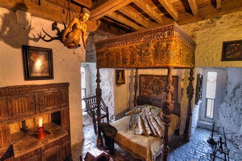 Bunratty Castle - Inside: Bedchamber | Castle, Swedish cottage, Bedroom ...