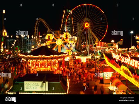 Boardwalk rides at night Wildwood NJ Stock Photo: 4050015 - Alamy