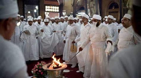 Parsi body defends ‘right’ to keep people out of fire temple | Delhi ...