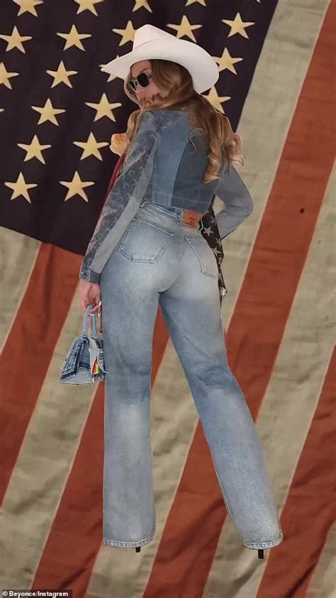 Beyonce goes double denim with a cowboy hat and American flag scarf ...