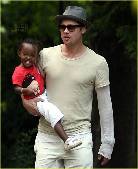 Brad Pitt Carries Super Smiley Zahara: Photo 449601 | Angelina Jolie ...