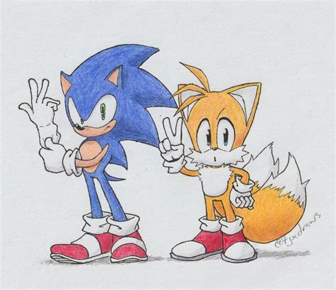 I colored my drawings of my ideal Sonic and Tails designs, hope you ...