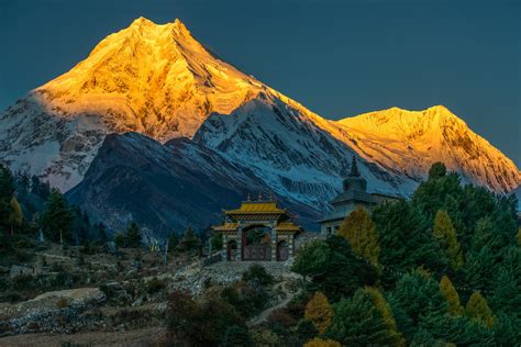 moss images: Nepal Part 1, Big Mountains