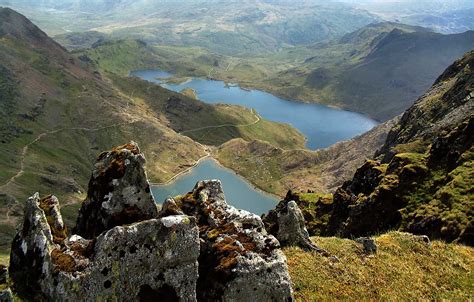 Should I Visit Snowdonia National Park or Loch Lomond National Park ...