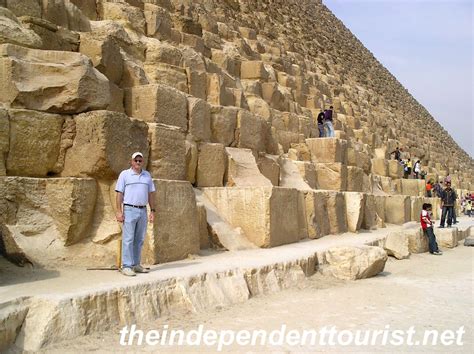 scale reference of stones 2 | Pyramids, Great pyramid of giza, Who ...