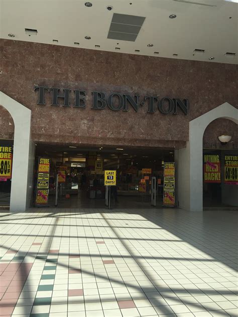 Bon-Ton closing sale | The Bon-Ton at Wilton Mall is a store… | Flickr