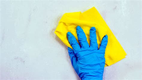 Discover how to clean painted walls with these top tips | Homebuilding