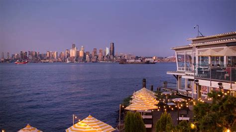 Salty's on Alki Beach | Washington, Washington, United States - Venue ...