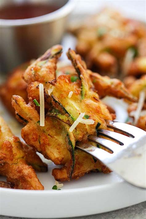 Easy Zucchini Fritters - Rasa Malaysia