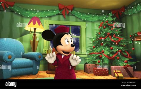 MINNIE MOUSE, MICKEY'S TWICE UPON A CHRISTMAS, 2004 Stock Photo - Alamy