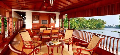 Superior quality Houseboats @ Unbeatable price