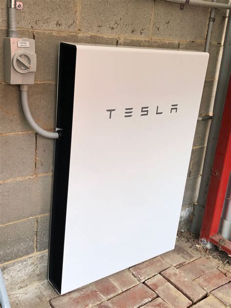 Episode 7 – Battery storage – Tesla Powerwall 2 » Urban Ecology