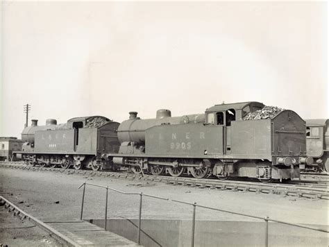 London & North Eastern Railway - LNER (ex-GCR) Class S1 0-8-4T steam ...