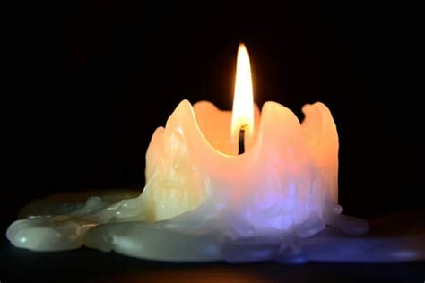 What Temperature Does Candle Wax Melt At? Find Out Here!