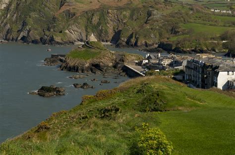 Walkopedia - the world's best walks, treks and hikes: Lundy Island ...