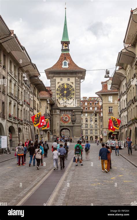 Street view of Kramgasse and Zytglogge Clock Tower in Bern. Switzerland ...